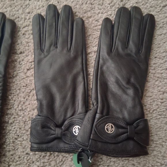 REAL LEATHER AND CASHMERE BLEND GLOVES - Picture 4 of 4